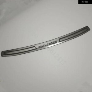 カー スタイリング ステッカー 三菱 アウトランダー 2023 2024 ステンレス リア トランク バンパー プロテクター リア スカッフプレート リアドアシル