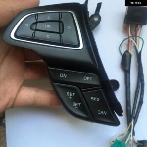 フォード フォーカス MK3 2015-2017 クーガ 2017 クルーズ コントロール スイッチ 多機能 ステアリングホイール ボタン BLUETOOTH オーディオ ボタン