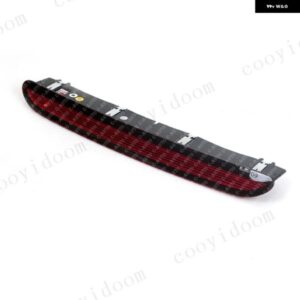 LEDリアサードストップライト リア ブレーキライト フォルクスワーゲン ゴルフ 6 ゴルフ 7 MK6 ポロ ハッチバック 6R 2011-2017 5K0945087B - Black　and　Red