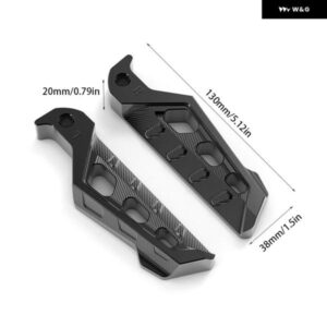 2PCS オートバイ バイク リアパッセンジャー フットペグ アルミ フットレスト NMAX155/XMAX300/NVX155/AERO R1/R3/MTO3 アクセサリー - Silver