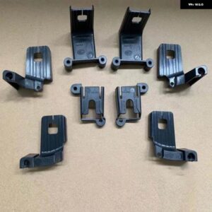 BMW 63117205837 63117205838 X6 E71 ヘッドライト リペアキット ブラケット リペア 部品足黒 プラスチック 足固定足 リペア