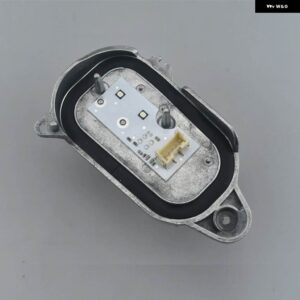 アウディ 8R0941476B 右 デイタイム ランニングライト モジュール 13-17 Q5 LCL 8R0.941.475B 8R0.941.476B 8R0941475B サイドライト - Left