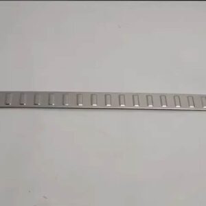 ランドローバー ディフェンダー 110 2020 2021 2024 ステンレス リア バンパー プロテクター トランク ガードトレッドプレート トリム カーアクセサリー - Built-in silver