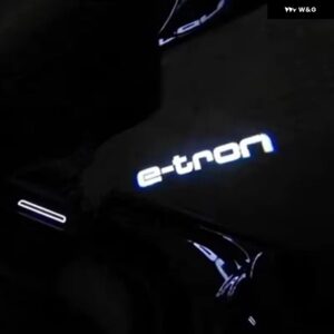 アウディ 2個 LEDドアゴーストシャドウウェルカムライトロゴプロジェクターランプアクセサリー E-TRON 2019 - 2023 2024 Q3 Q4 Q5 Q6 Q7 Q8 - E-tron