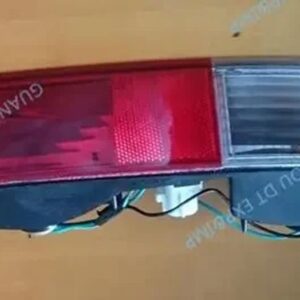 リアライト パジェロ V73 2003-2006 バック フォグランプ モンテロ V75 ストップランプ SHOGUN V77 MN133775 MN133776 電球付き - Right Side
