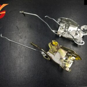 MAZAD B2000 ピックアップ トラックのフロントドア ロック ラッチ使用 - LH