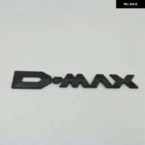 DMAX ロゴエンブレム リア トランク テール蓋バッジ ステッカー D-MAX ピックアップ 2011-2019 - carbon fiber