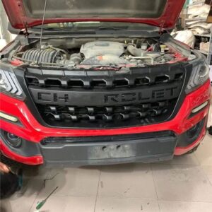 ODM 独自のデザイン バンパー フロント レーシンググリル グリル ブラックマスクフィットコロラド 2016-2019 ピックアップアクセサリーカーパーツ - B south version