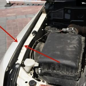 1個 フードゴムシール パジェロ V90 MR523297 2000-2022 ボンネット ウェザーストリップ モンテロ V60 サイドゴム将軍 V70 - right side MR523297