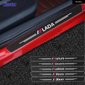 4個 カーボン車スカッフプレートドアドアシル ステッカー LADA VESTA XRAY LARGUS GRANTA NIVA