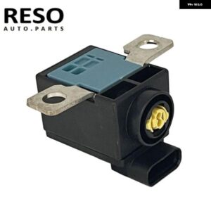 クラッシュ バッテリー切断ヒューズ PYROFUSE PYROSWITCH W206 W118 W177 W247 W254 A180 GLB200 CLA220 A0009822904 0009822904