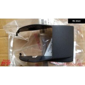 OUTLANDER2 2007-2012 カバー セカンドシートアンカー 6977A061 LH