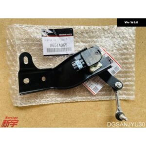 パジェロ V80V90 センサーサスペンション 高さリア 8651A065