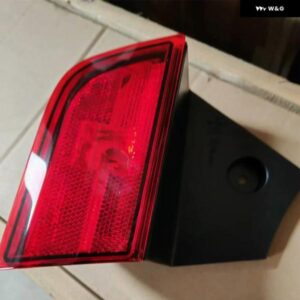 パジェロ モンテロ スポーツ 3代目 2016-2019 REFLECTOR TAIL RH ライト無 8355A086