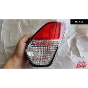 OUTLANDER3 リフレクター テールランプ LH 以降退灯 2016-2021 8336A153