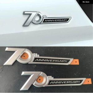 2個 サイドエンブレム 70 周年記念ランドクルーザー 200 300 FJ200 LC300