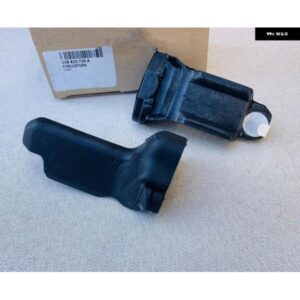 フロントフード ボンネットシールフィラーピース VW シロッコ 1K8823729A 2009-2018