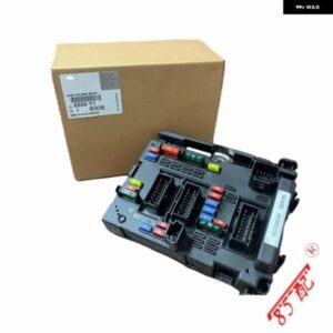 ヒューズ ボックス アセンブリ リレー 9657608580 6500Y1 シトロエン C3 C5 C8 XSARA PICASSO プジョー 206 カブリオ 307 カブリオ 406 クーペ 807