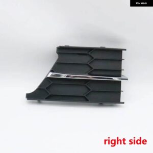 シュコダ SUPERB 2013 2014 2015 フロントバンパー グリル フォグライト ランプフレームカバー - Right Side