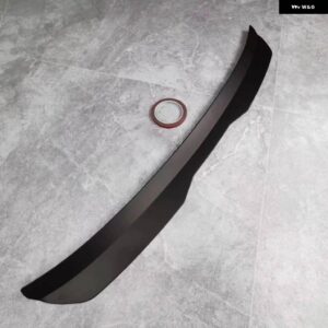シュコダ オクタビア RS MK2 MK2 フェイスリフト コンビ 2005-2013 ハッチバック マクストン スタイルリアルーフリップ スポイラー - Matte Black