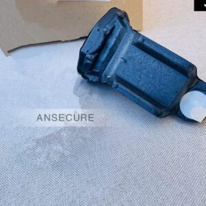 フロントフード ボンネットシールフィラーピース VW シロッコ 1K8823729A 2009-2018 - 2 pieces