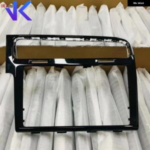 ピアノカラーブラック ゴルフ MK7 トリム 8インチ9インチスクリーン ベゼル ゴルフ 7 CD ラジオ プレート 装飾 フレーム パネル