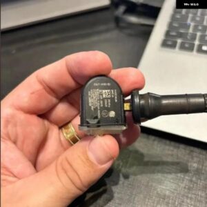 車用TPMSタイヤエア圧センサーモニター システム EB3T-1A180-BD 315 MHZ