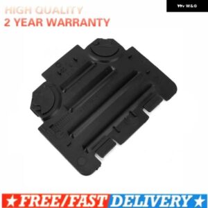 アクセスカバー トリム 左フロントフェンダーライニング 51717143849 BMW E82 E88 E90 E91 135I 325I