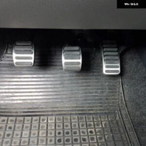 スズキ SX4 アエリオ シアズ ビターラ S-クロス スプラッシュ イグニス キザシ サイドキック サムライ ガスブレーキ ペダル 滑り止め パッド カバー AT MT