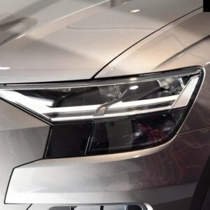 アウディ Q8 2018-22 車用 ヘッドライト シェルカバー ヘッドランプ レンズ - Left Side