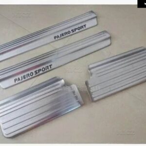 三菱 パジェロ スポーツ 2010-2014 オートアクセサリー ステンレス ドアシル スカッフプレート ドアシルストリップ ウェルカムペダル 4個 - a