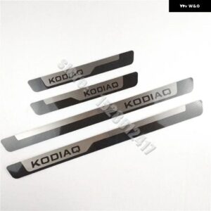 シュコダ KODIAQ 2016 2017 2018-2024 ステンレス スカッフプレート ペダル ペダルカバー ドアシル ステッカー カーアクセサリー ドアシルストリップ - black