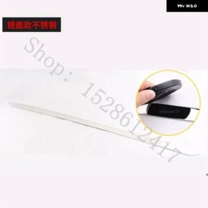 カーアクセサリー VW/ フォルクスワーゲン パサート B8 2017-2023 車 フロントガラス ステンレス 装飾 ストリップトリミング - 2pcs