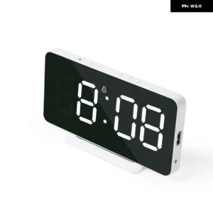 大画面と鏡面仕上げLEDデジタル目覚まし時計 スマートホームと統合や 装飾 に最適 - White