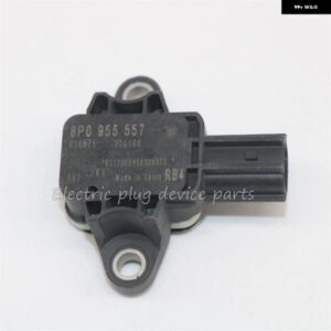 8P0955557 8P0-955-557 フロントインパクト クラッシュ センサー アウディ A3 A4 S4 TT TTS 2005-2013