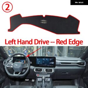 ダッシュボード カバー 光を避ける パッド 計器プラットフォームカバー マット カーペットアクセサリー フォード マスタング MK7 2024 2025 2026 - Left Hand Red Edge